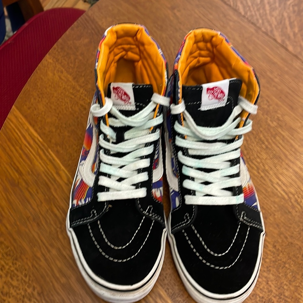 Vintage SK8-hi Vans size 9.5m